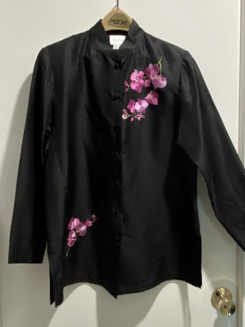 Vintage Yi Lin Silk Asian Mandarin Collar Orchard Embroidery Romantic Blouse M